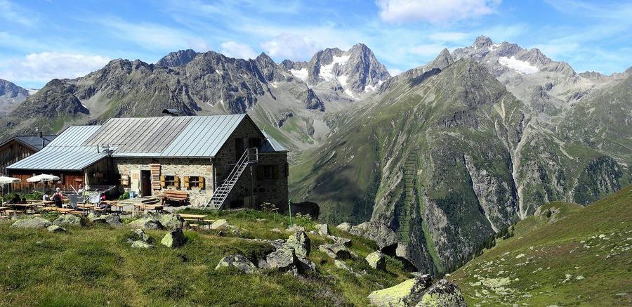 Rüsselsheimer Hütte