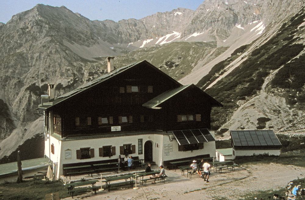 Pfeis-Hütte