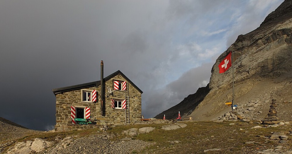 Cabane des Diablerets CAS
