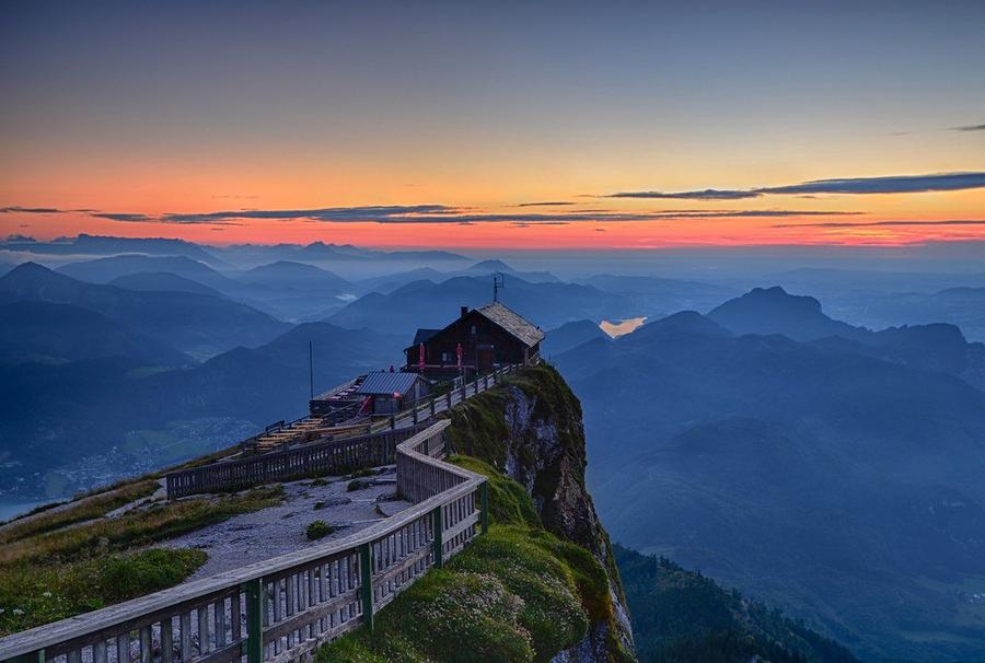 Austria-Hütte