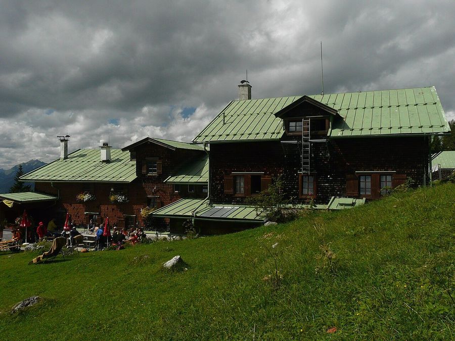 Vorderkaiserfeldenhütte