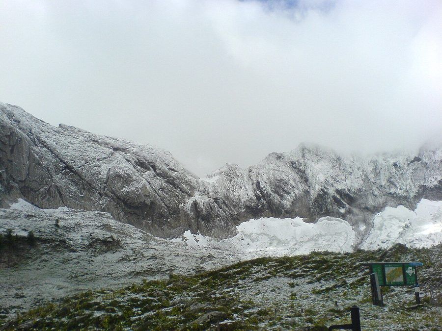 Cabane des Marindes
