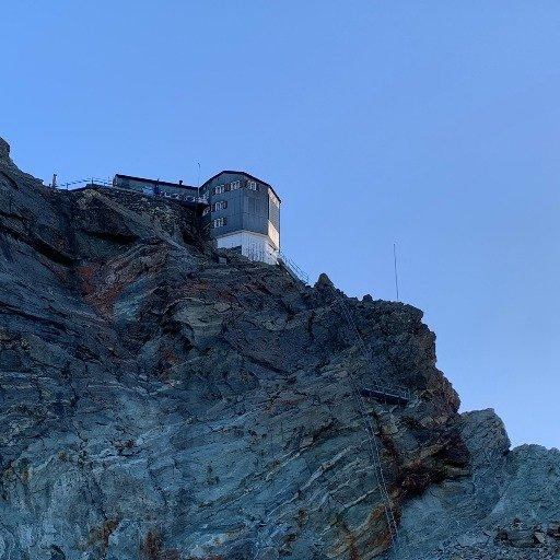 Cabane Bertol CAS v Švýcarsku – horská chata
