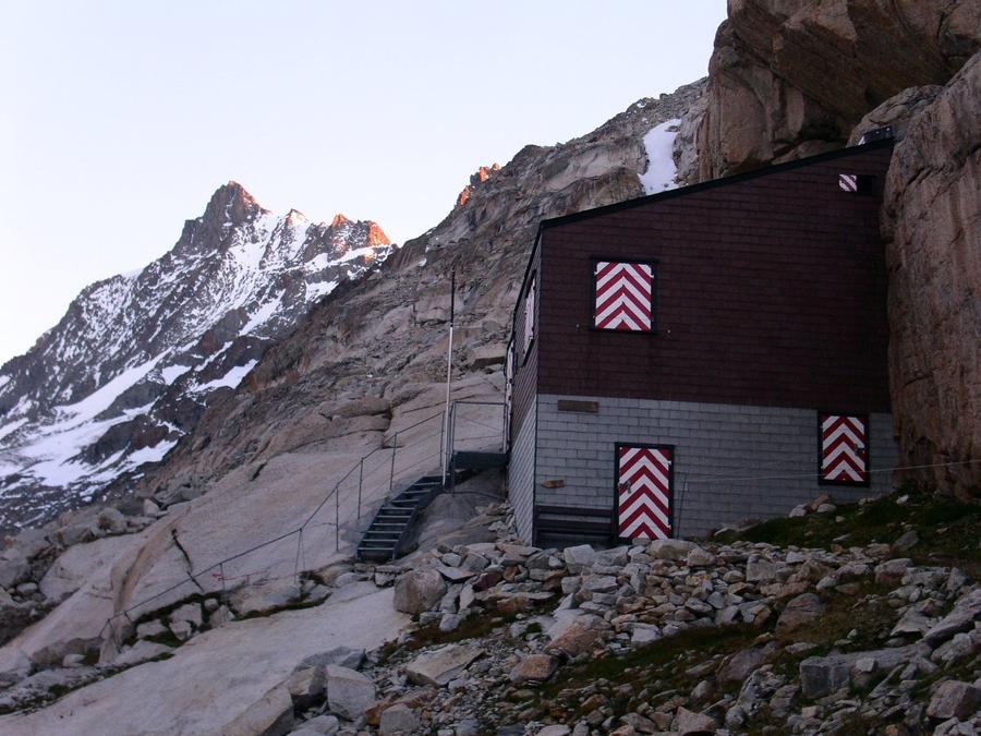 Finsteraarhorn, víkendový okruh